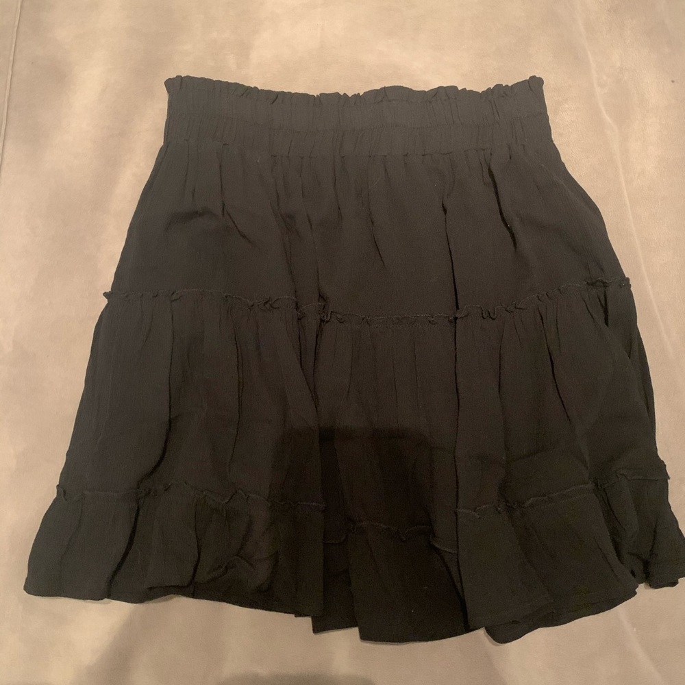 Black tiered mini skirt